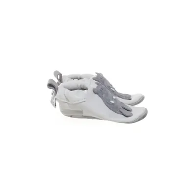 Ballet shoes (White, Gray) from Shoo Shoos