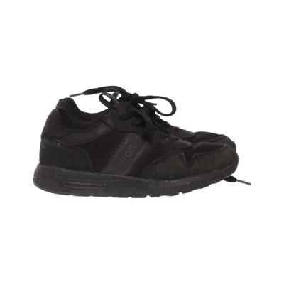 Trainers (Black) from Borg