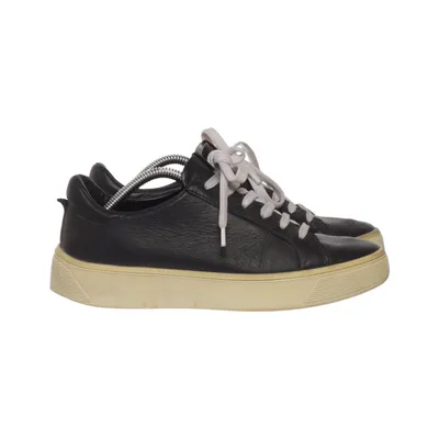 Sneakers (Black) from Ecco