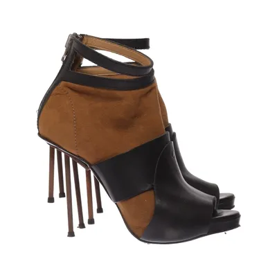 Sandales à talons hauts (Noir, Marron) de Acne