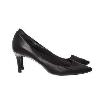 Pumps (A11800) from Rockport