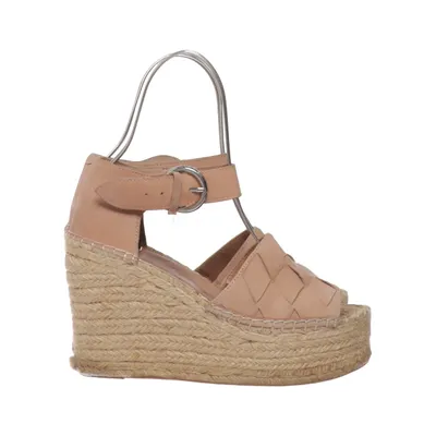 Sleehakken (Beige) van Marc Fisher
