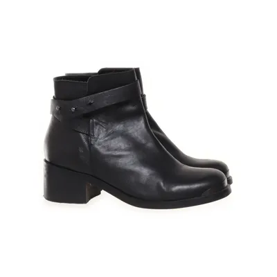 Ankle boots (Black) from Mango Touch