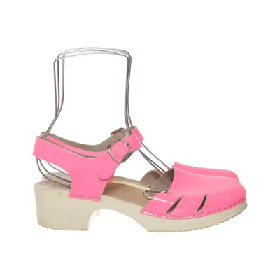 Clogs (Pink) from Vårdväskan