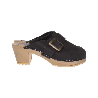 Clogs (Black) from Moheda Leather