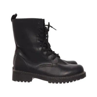 Laced boots (Black) from Vox