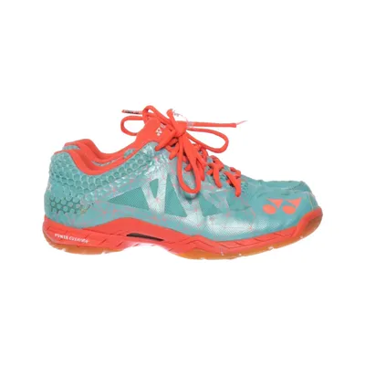 Trainers (Aerus 2) from Yonex