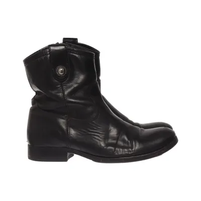 Ankle boots (Black) from Frye