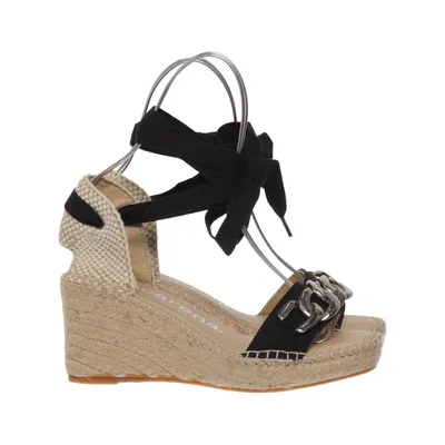 Chaussure compensées (Beige, Noir) de Macarena