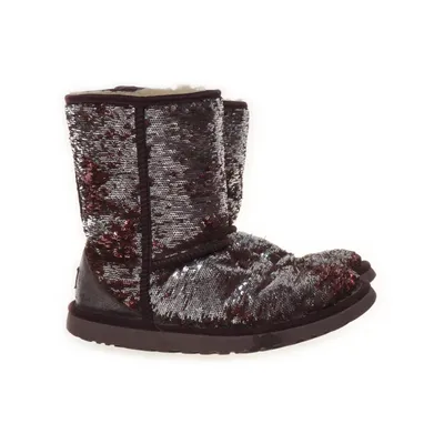 Boots (Classic Short) från UGG