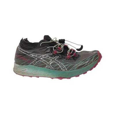 Running shoes (Gray, Pink, White) from Asics
