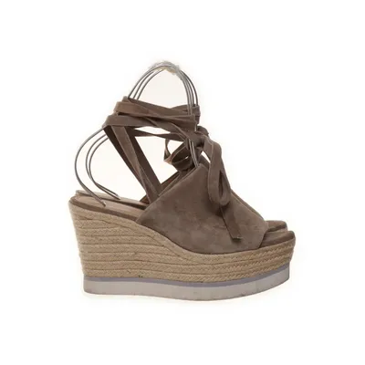 Kilklackar (Beige) från BCBGeneration