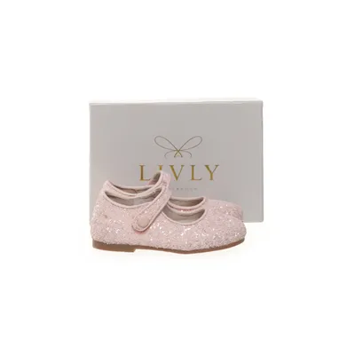 Walking shoes (Pink) from Livly