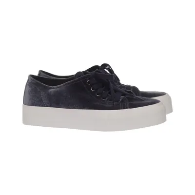 Baskets (Bleu) de An Other A