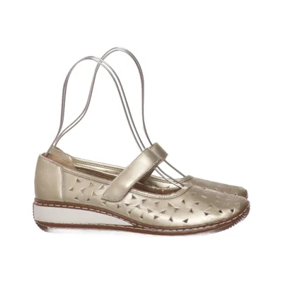 Ballet flats (Gold) from Wildflower