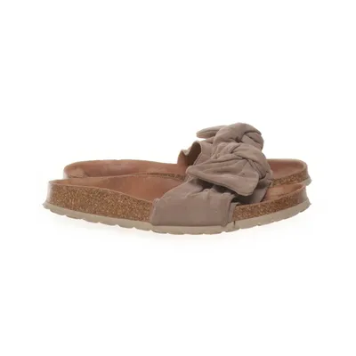 Slip-ins (Beige) from Verbenas