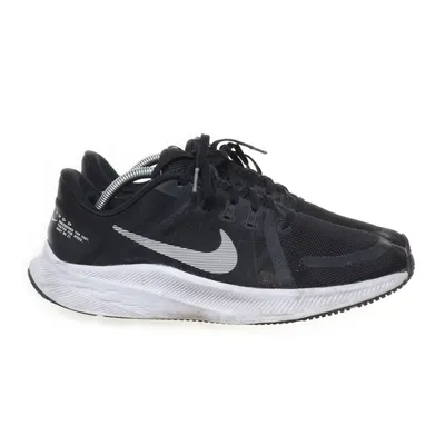 Løbesko (NIKE QUEST) fra Nike