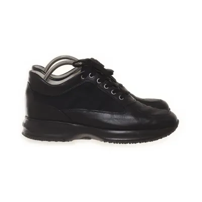 Walking shoes (Black) from Hogan
