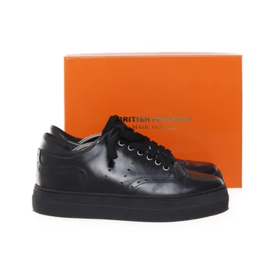 Sneakers (Zwart) van British Passport Leer