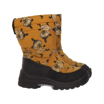 Boots (Yellow, Black, Multicolored) from Kuoma