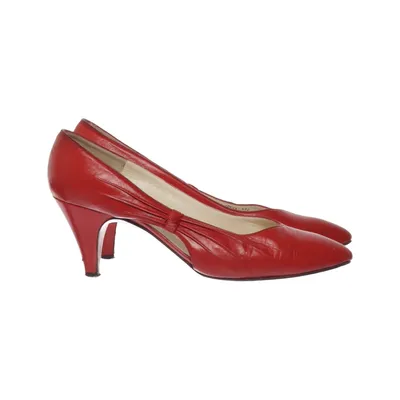 Pumps (Röd) från Bruno Magli Skinn
