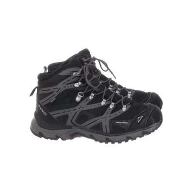 Hiking boots (Trekkosome AQX) from McKinley