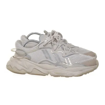 Trainers (Beige, Gray) from Adidas