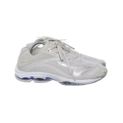 Trainers (Gray) from Mizuno