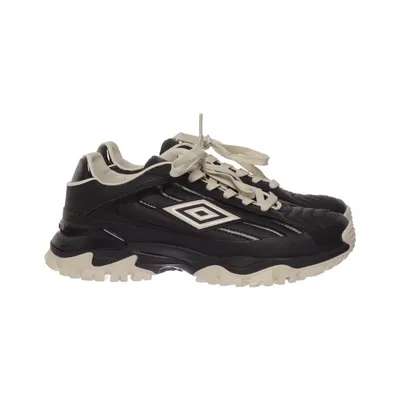Sneakers (Svart, Vit) från Umbro