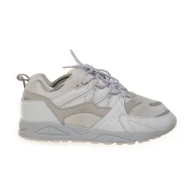 Sneakers (White, Gray) from Karhu