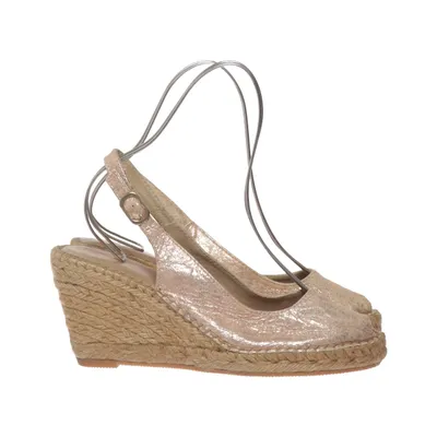 Chaussure compensées (Or) de Macarena