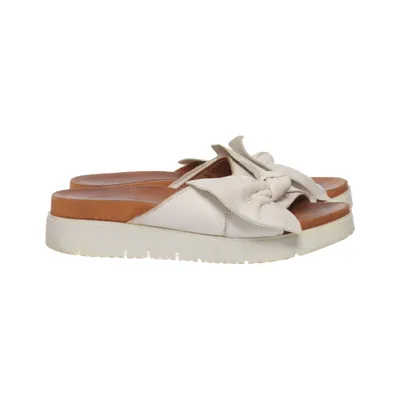Slip-ins (White, Brown) from Maca Kitzbühel Leather
