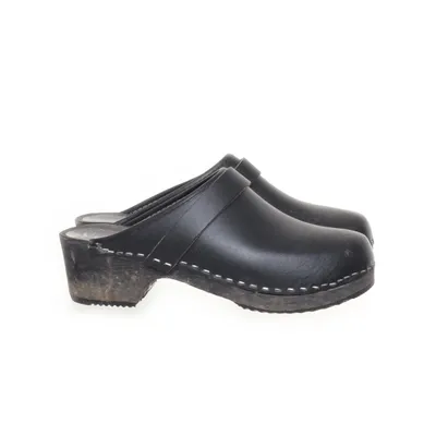 Träskor (Svart) från Moheda Toffeln