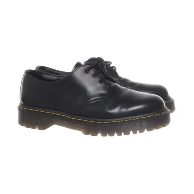 Derbyskor (Svart) från Dr. Martens