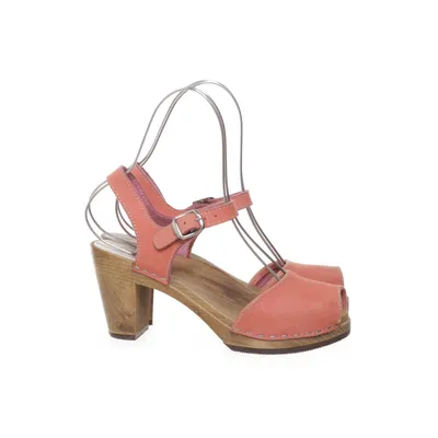 Clogs (Red) from Maguba