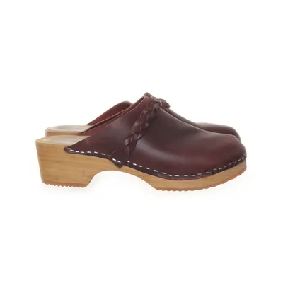 Clogs (Brown) from Moheda Leather