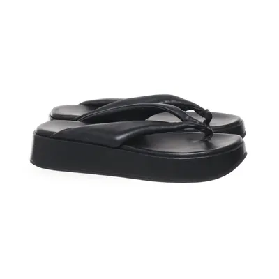 Teenslippers (Zwart) van Arket Leer