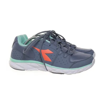Träningsskor (Grå, Orange) från Diadora