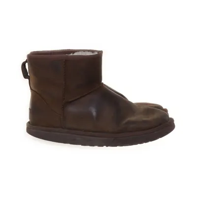 Boots (Classic Mini) från UGG Skinn