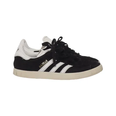 Sneakers (Gazelle) from Adidas
