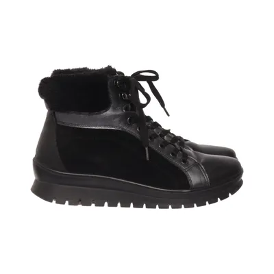Laced boots (Black) from Salamander Leather
