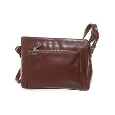 Axelremsväska (Brun) från The Monte