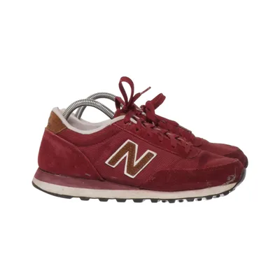 Trainingsschuhe (Rot, Braun) von New Balance
