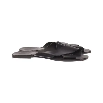Slip-ins (Zwart) van Agnes Cecilia