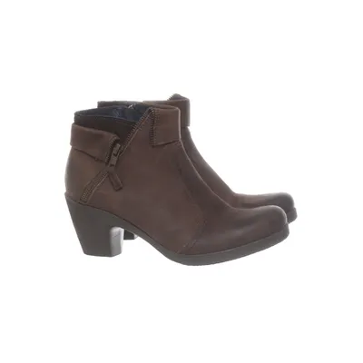 Heeled boots (Brown) from Yokono