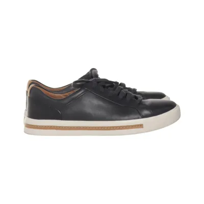 Sneakers (Black) from Unstructured by Clarks