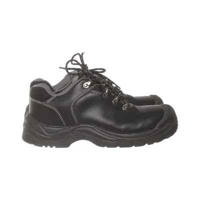Work footwear (Storm) from Toe Guard