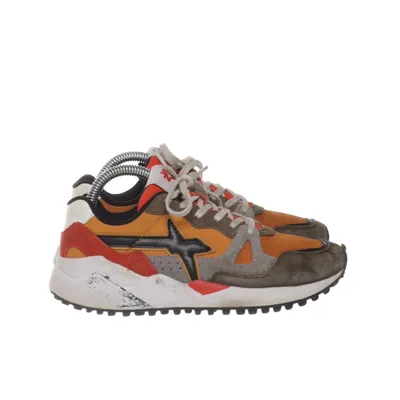 Sneakers (Bruin, Grijs, Oranje) van Just Say Wizz