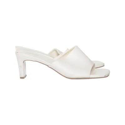 Mules (White) from Clou
