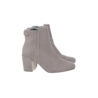 Laarzen met hak (Beige) van Zara Woman